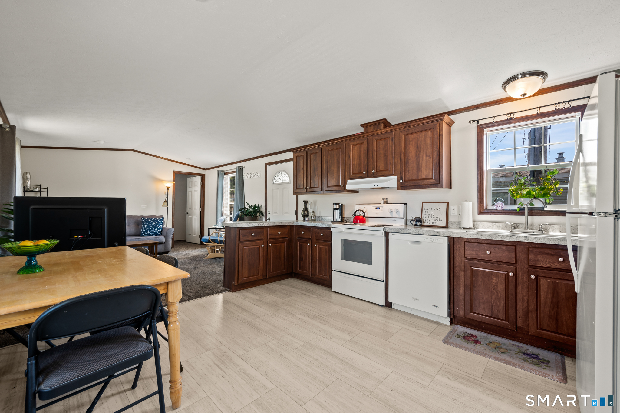 15 Pine Street East Windsor CT 06088