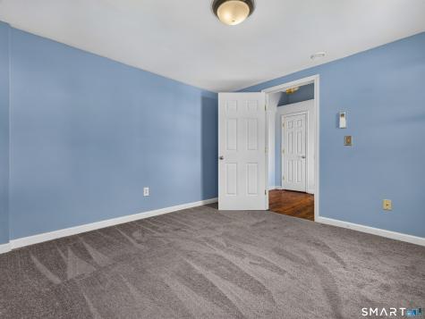 10 Glezen Street Norwich CT 06360