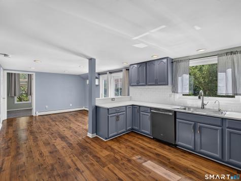 10 Glezen Street Norwich CT 06360