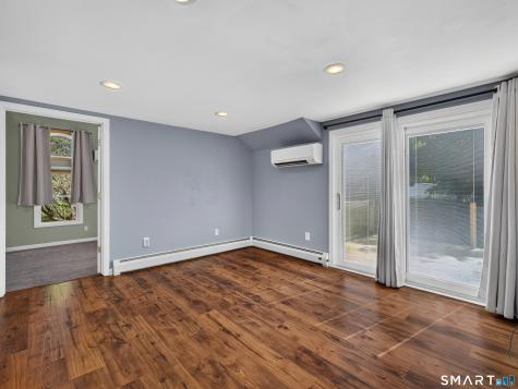 10 Glezen Street Norwich CT 06360