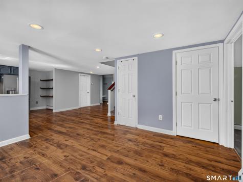 10 Glezen Street Norwich CT 06360