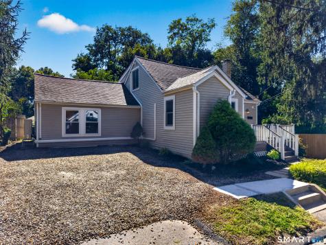 10 Glezen Street Norwich CT 06360
