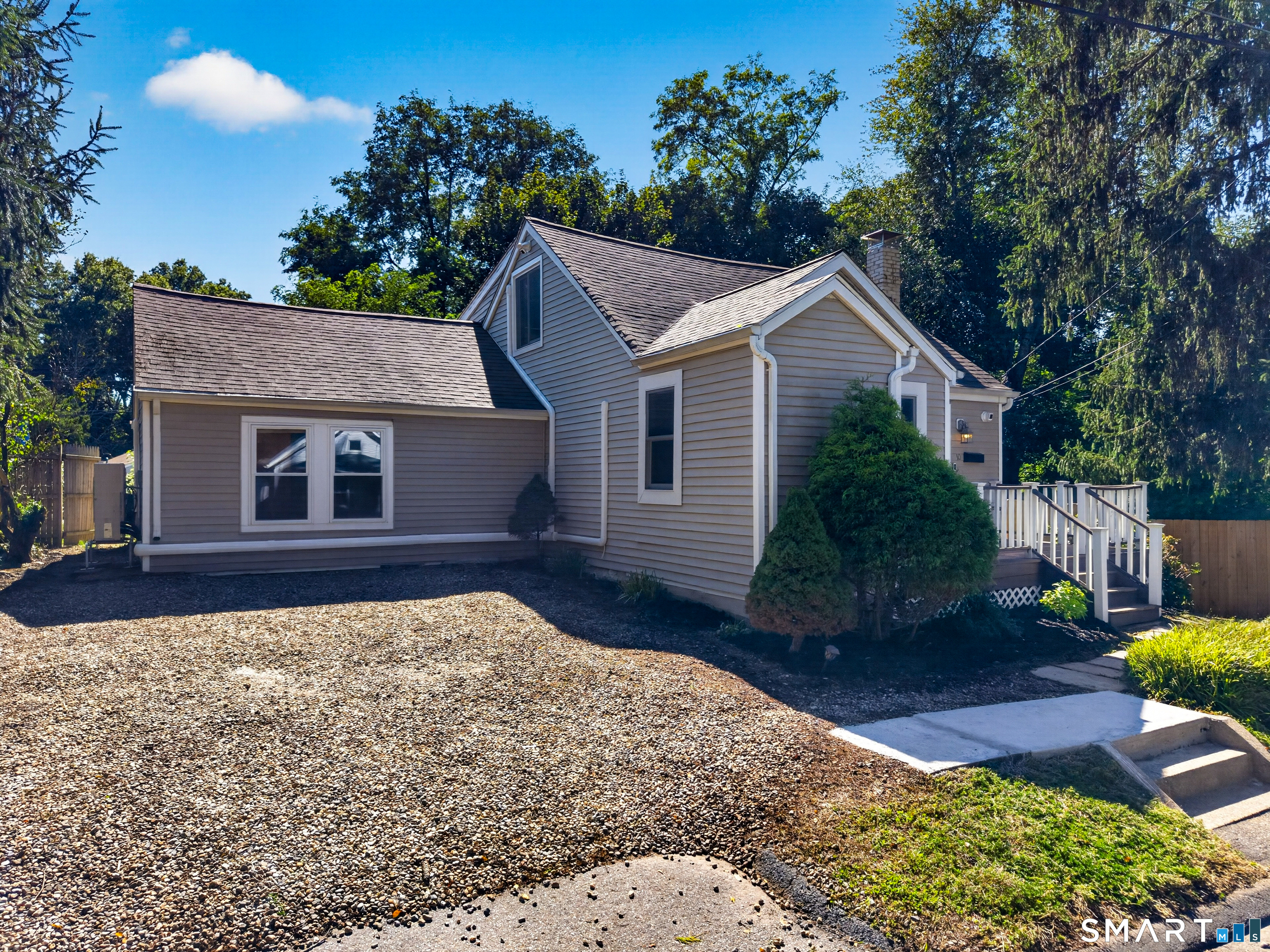 10 Glezen Street Norwich CT 06360
