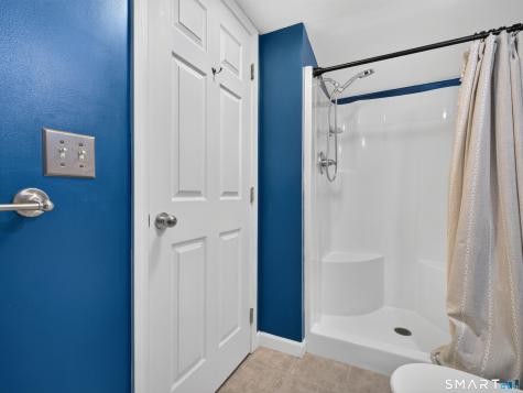 10 Glezen Street Norwich CT 06360