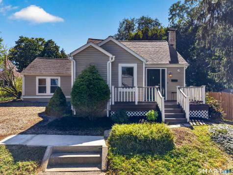 10 Glezen Street Norwich CT 06360