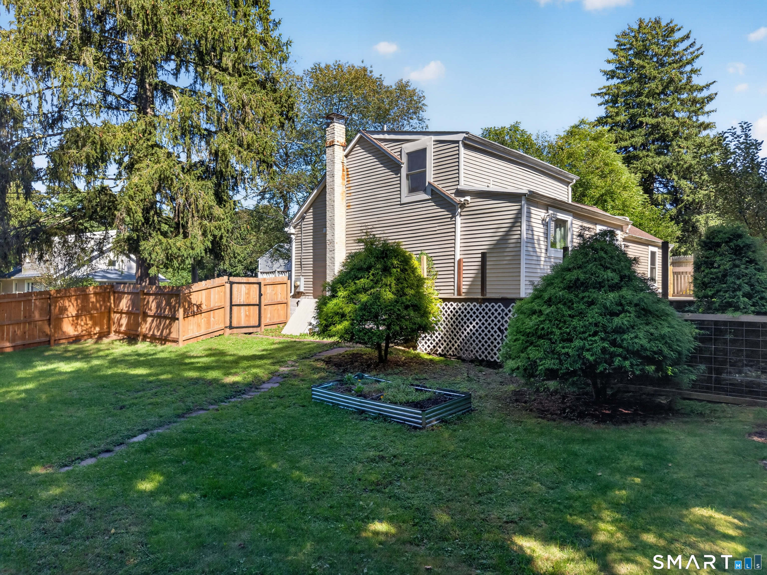10 Glezen Street Norwich CT 06360