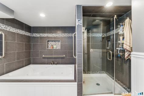 5 North Street East Haven CT 06513