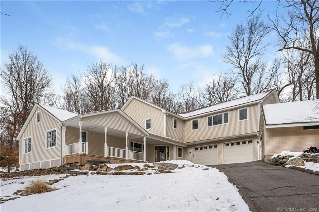 896 Bear Hill Road Middletown CT 06457
