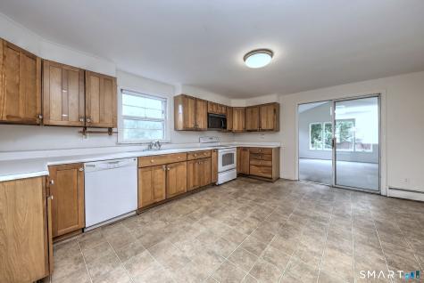 632 Sedgewick Avenue Stratford CT 06615