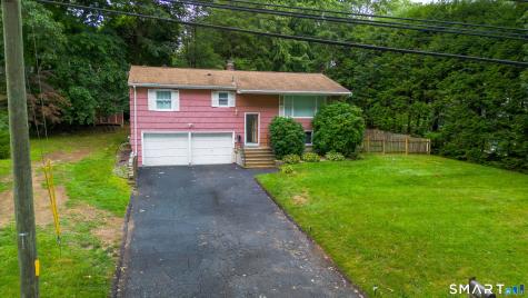 50 Creeping Hemlock Drive Norwalk CT 06851