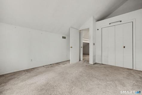 30 Avonside Knolls Avon CT 06001