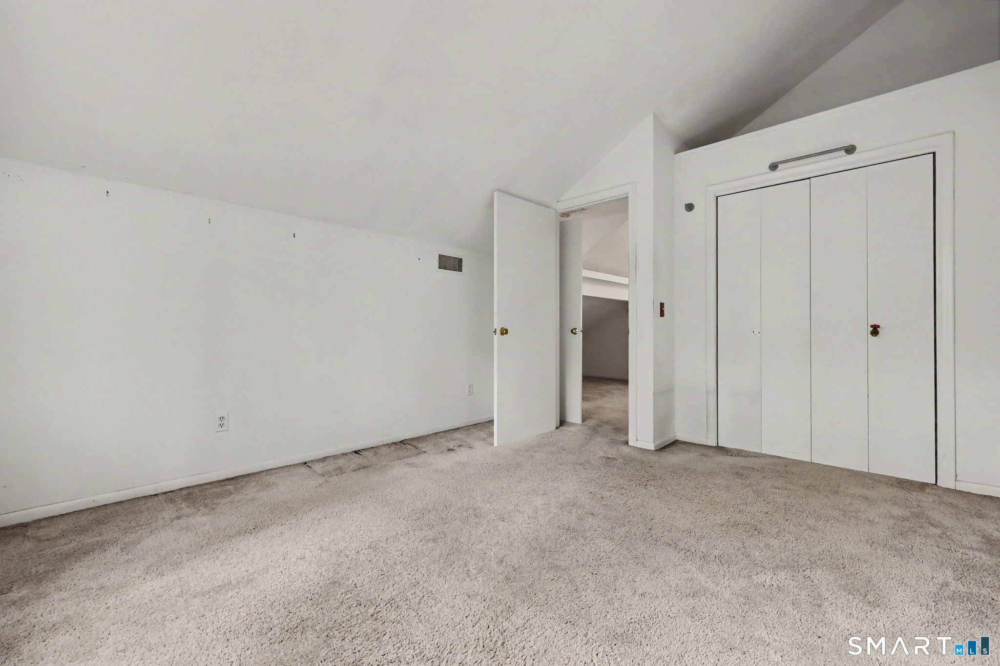 30 Avonside Knolls Avon CT 06001
