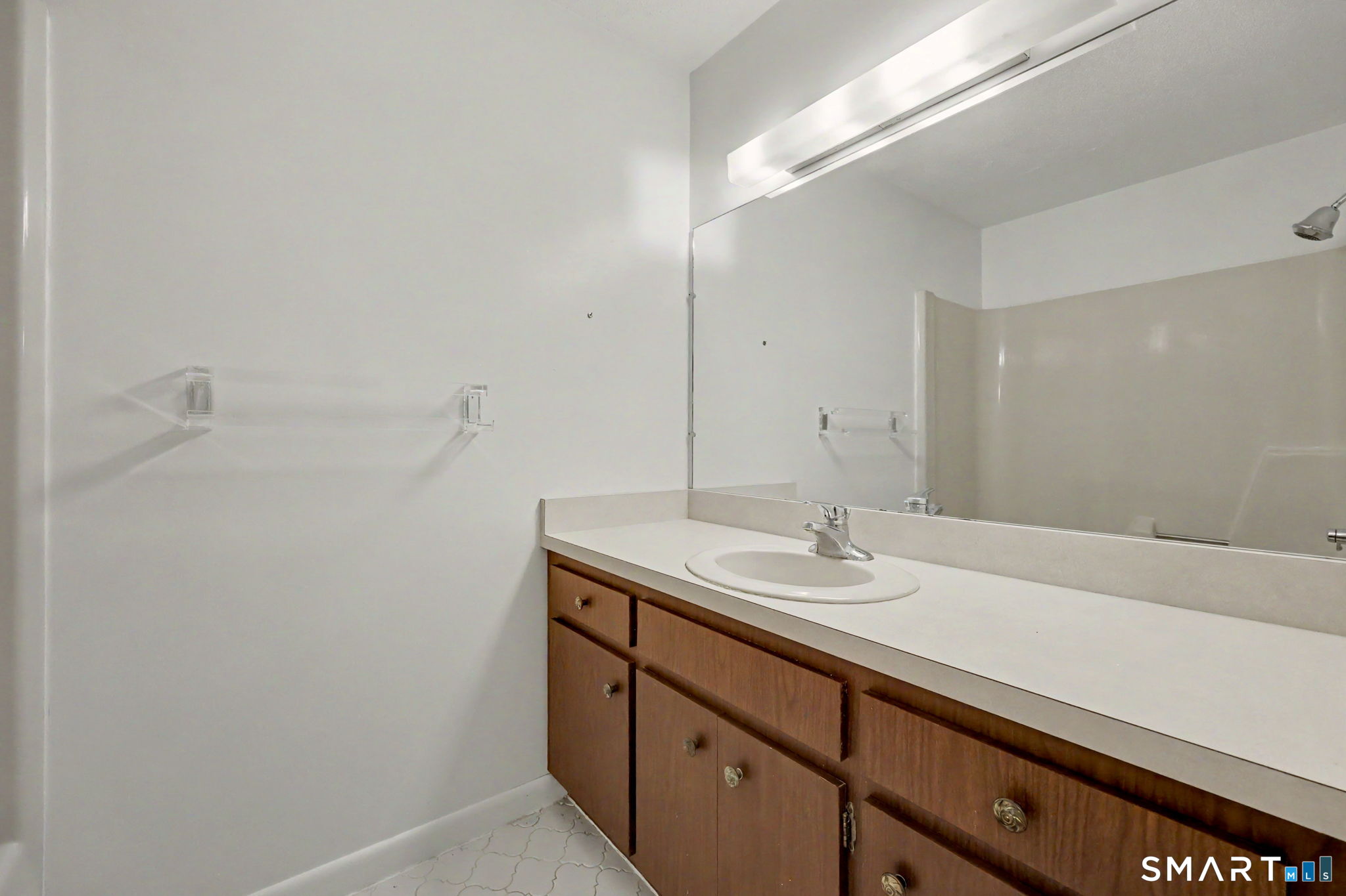 30 Avonside Knolls Avon CT 06001