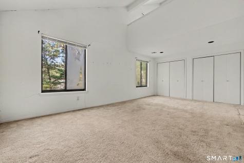 30 Avonside Knolls Avon CT 06001