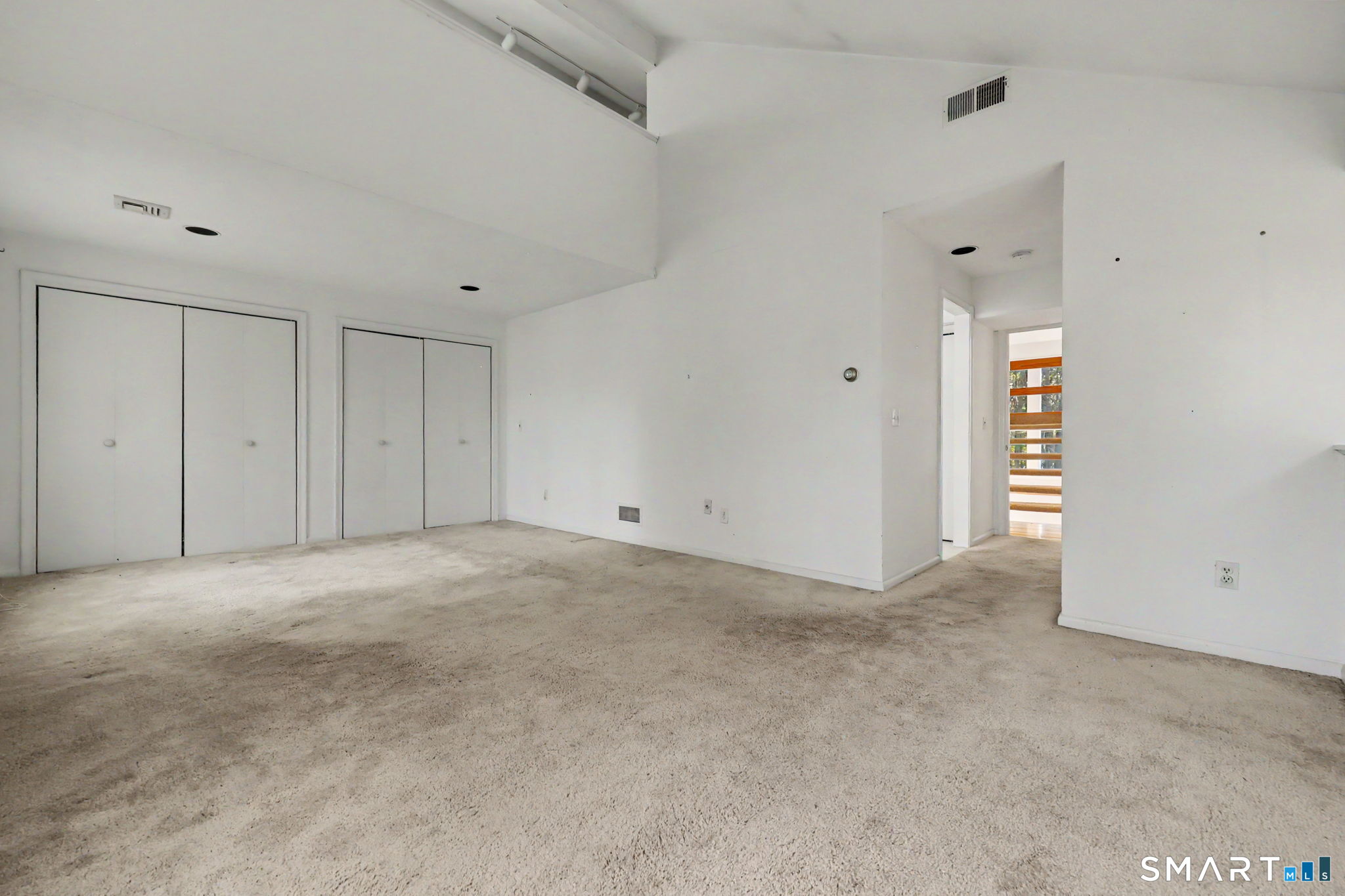 30 Avonside Knolls Avon CT 06001