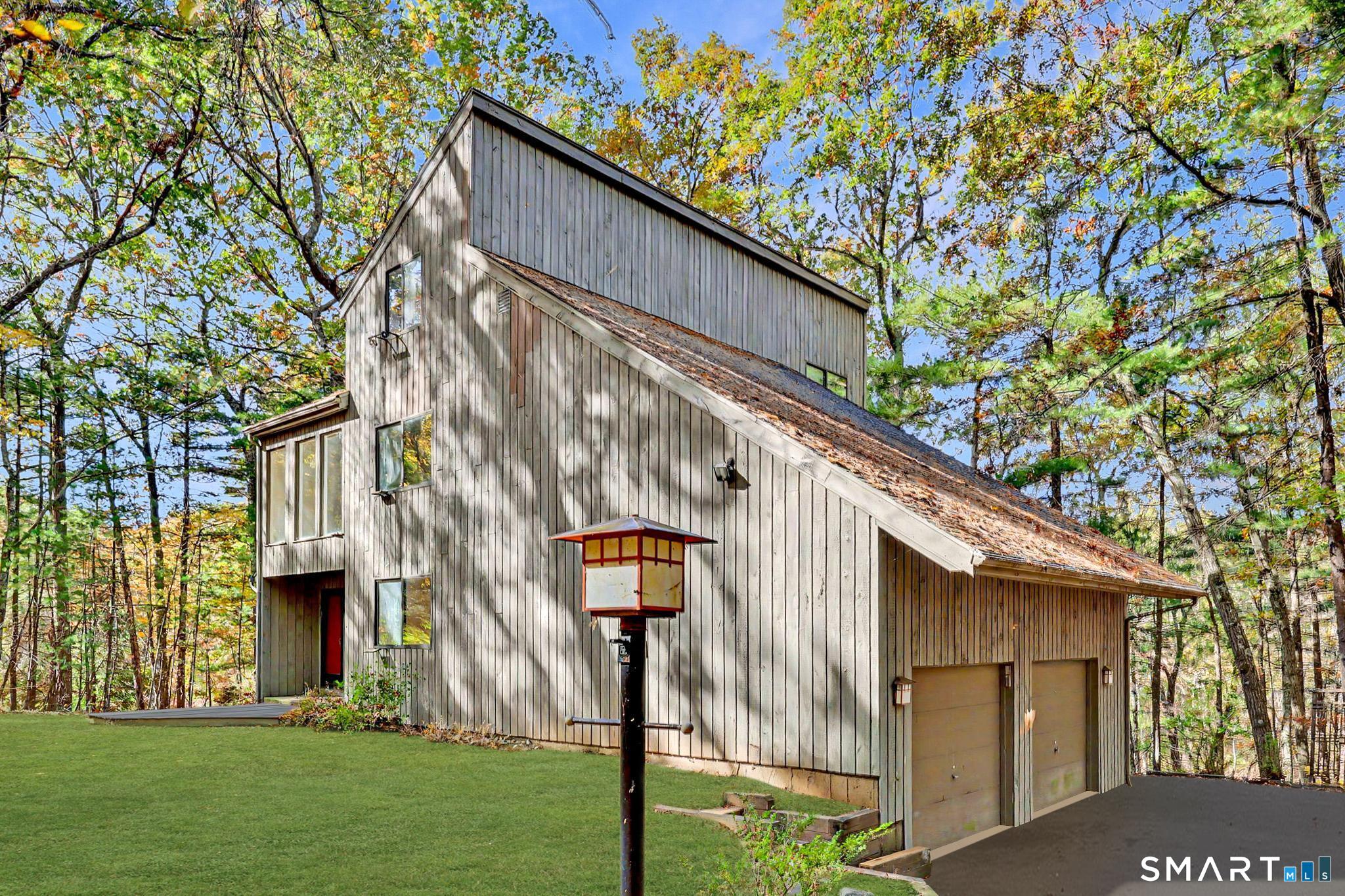 30 Avonside Knolls Avon CT 06001
