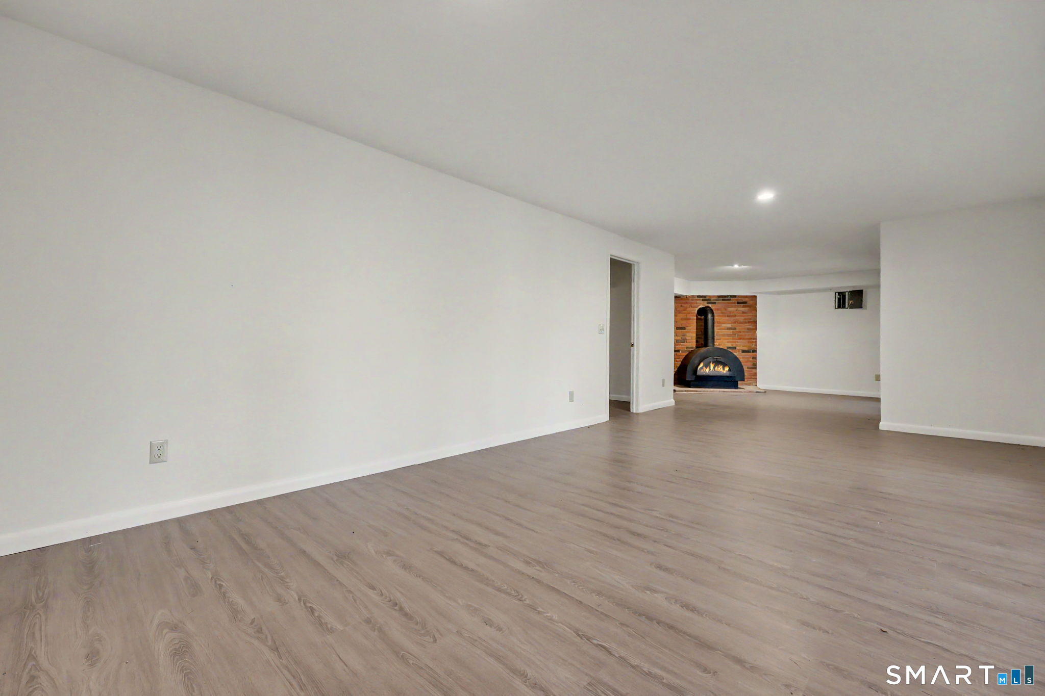 30 Avonside Knolls Avon CT 06001