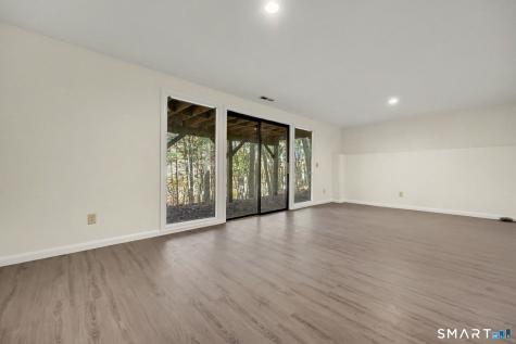 30 Avonside Knolls Avon CT 06001