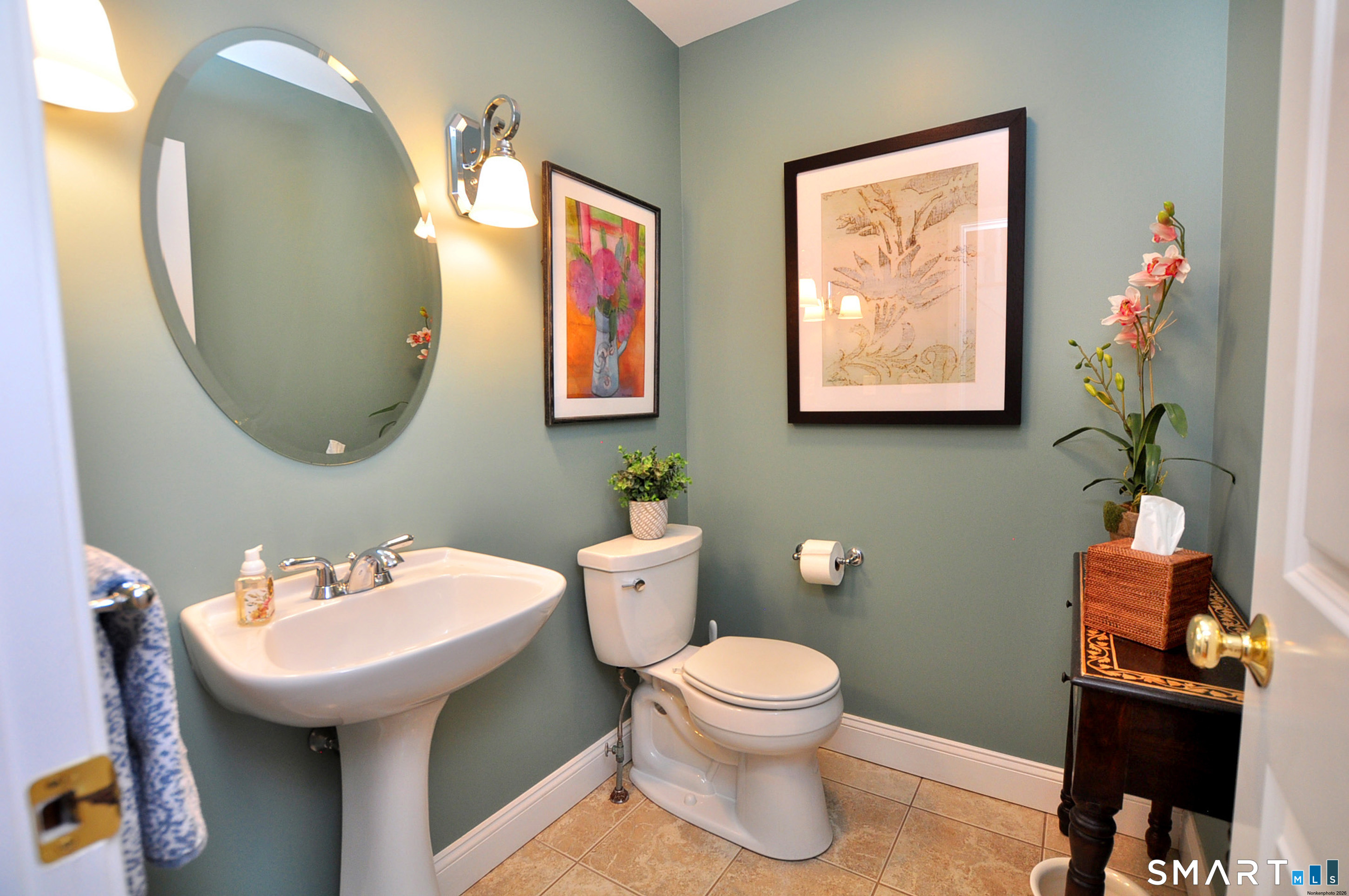 35 Wettleson Avenue West Hartford CT 06107