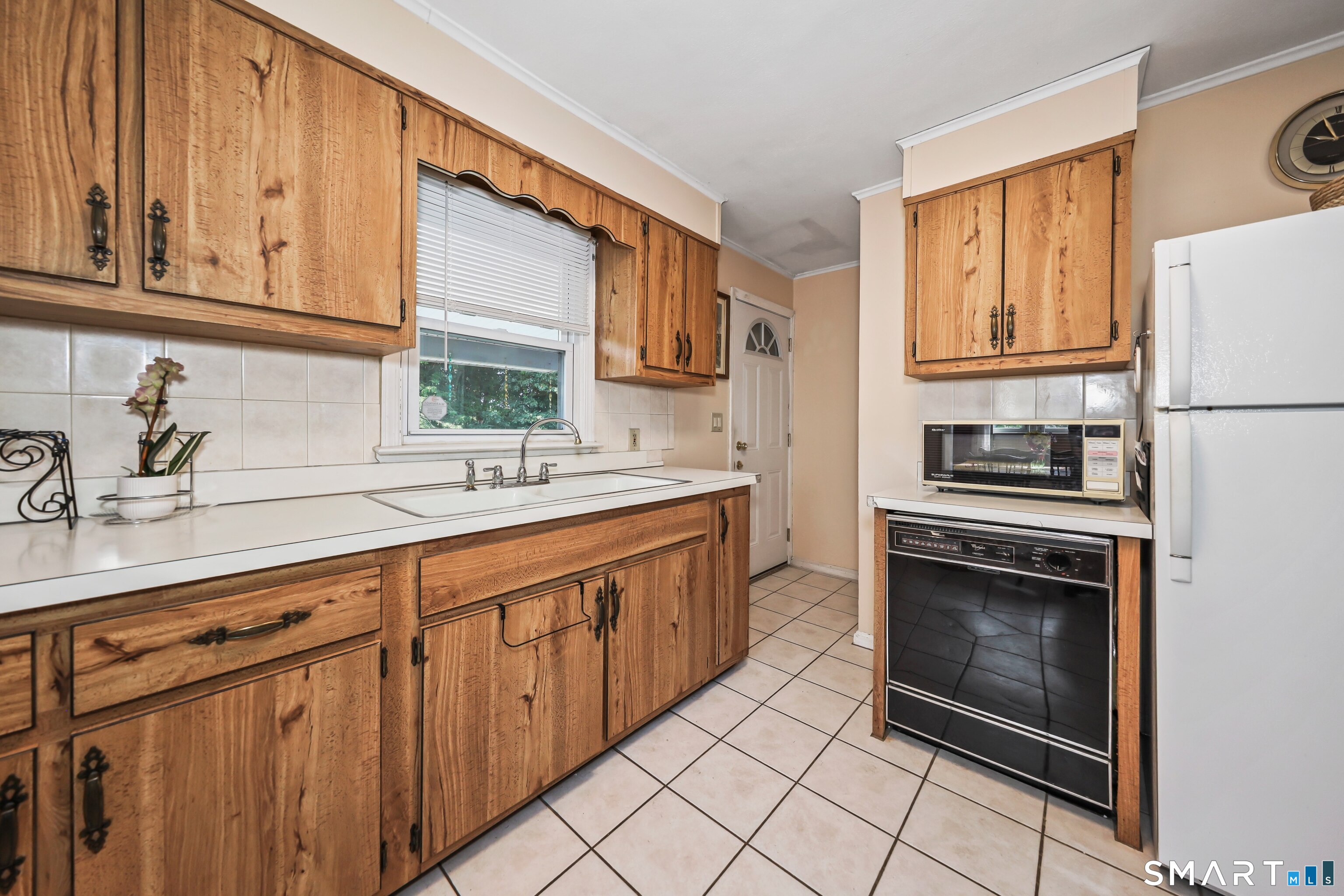 81 Alberta Street Waterbury CT 06708