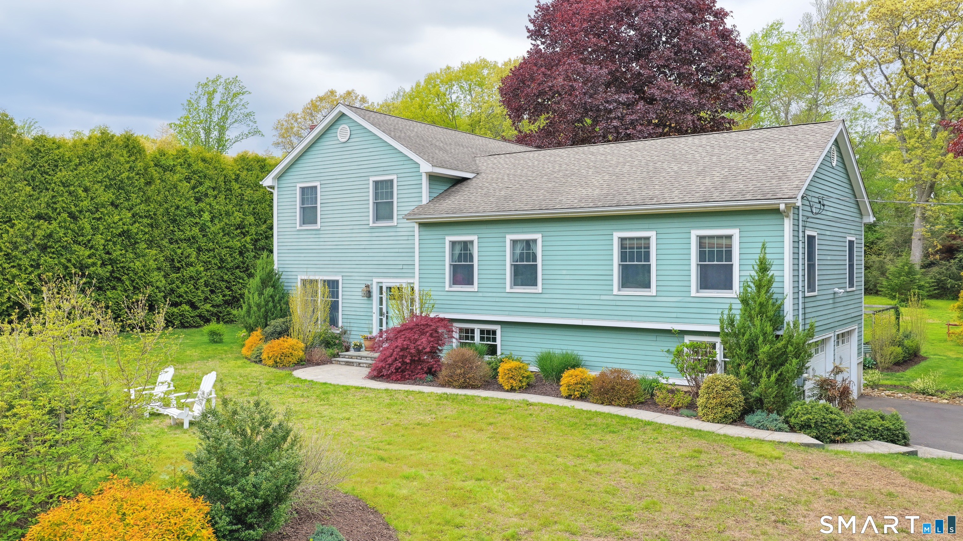 22 Round Ridge Trail Trumbull CT 06611