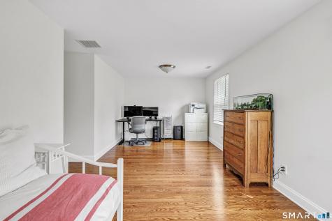 22 Round Ridge Trail Trumbull CT 06611