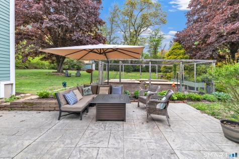 22 Round Ridge Trail Trumbull CT 06611