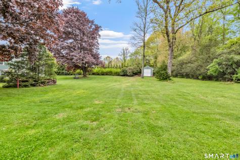 22 Round Ridge Trail Trumbull CT 06611