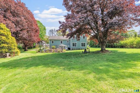 22 Round Ridge Trail Trumbull CT 06611