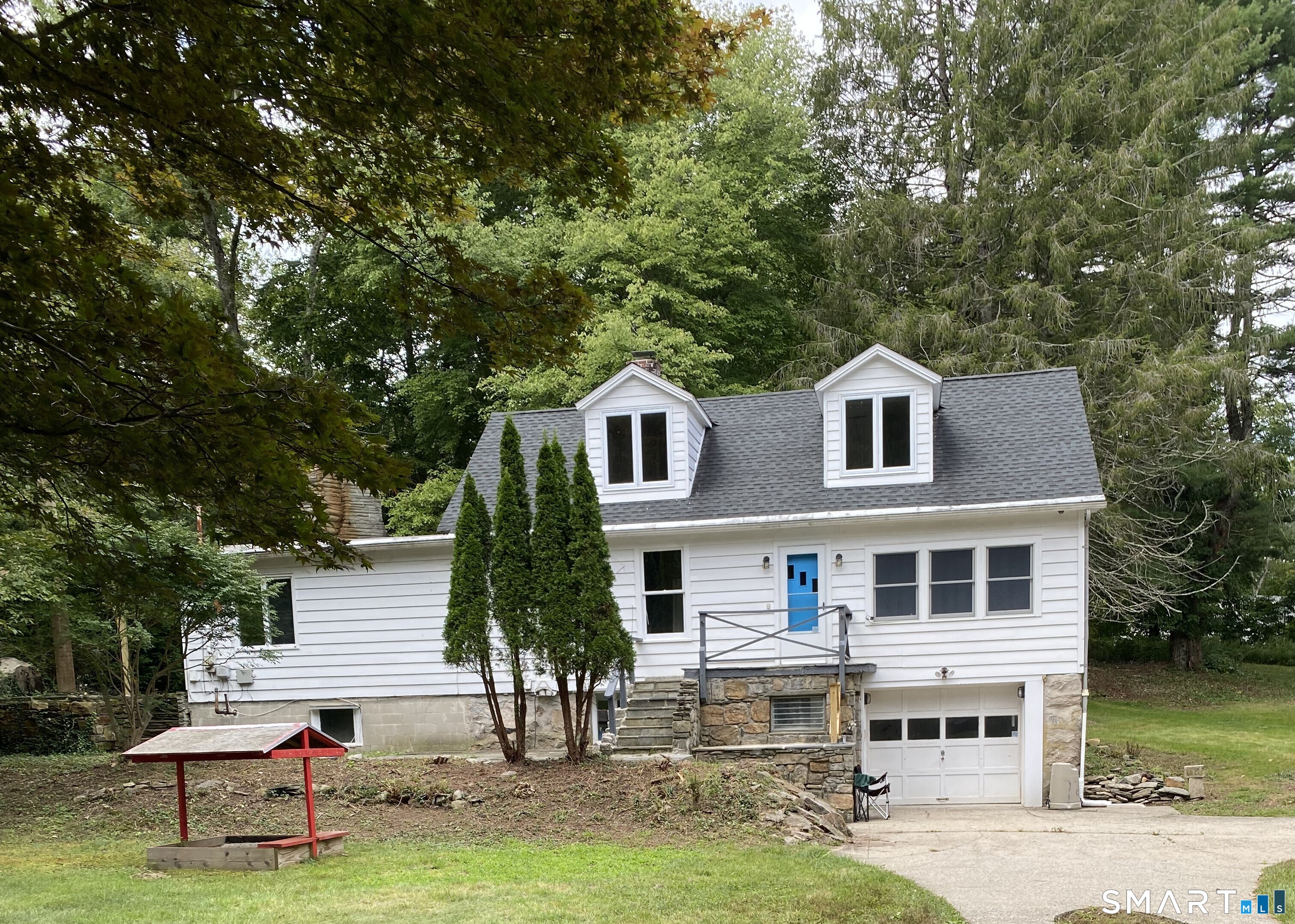 1661 Center Groton Road Ledyard CT 06339