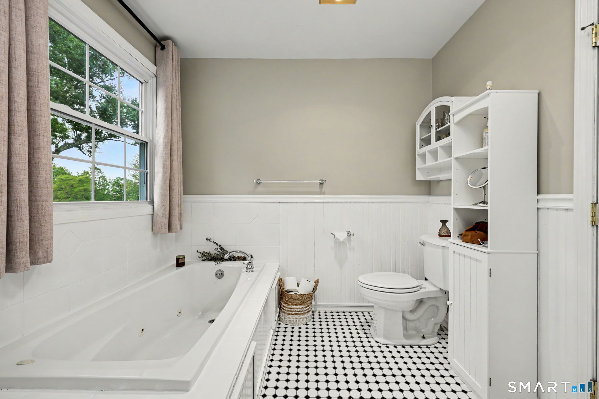 50 Crown Street Trumbull CT 06611