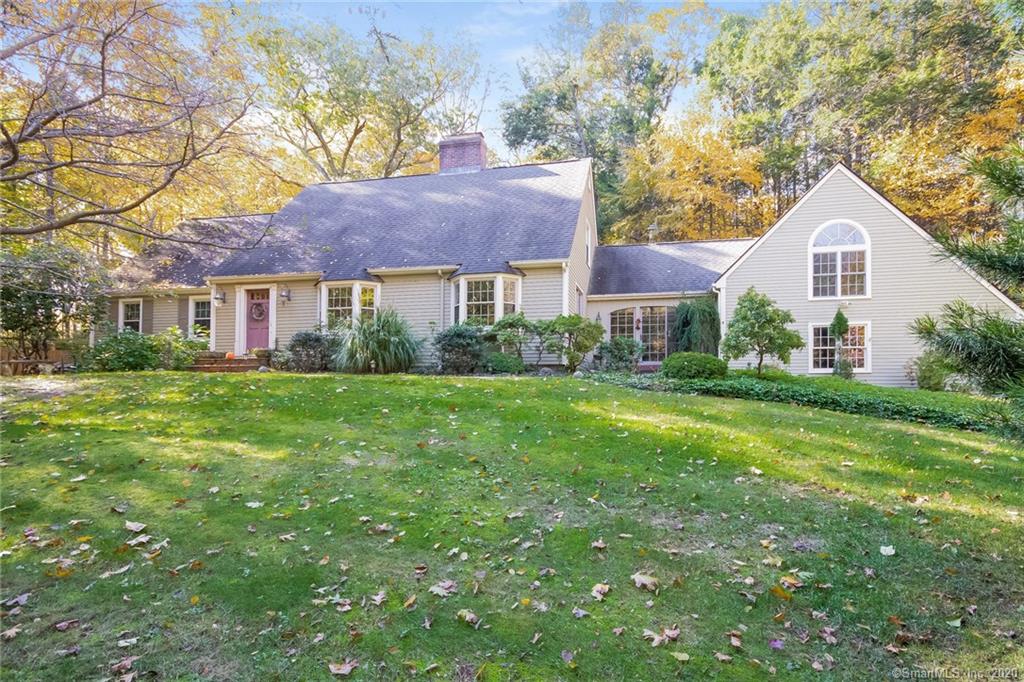 9 Primrose Ledge Essex CT 06426