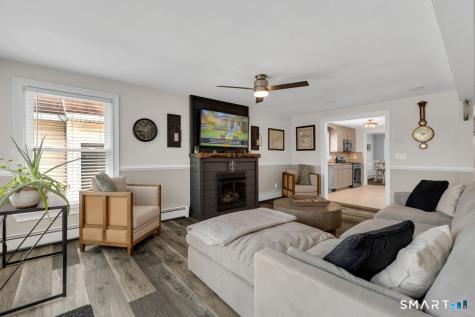 9 Phillip Street East Haven CT 06512
