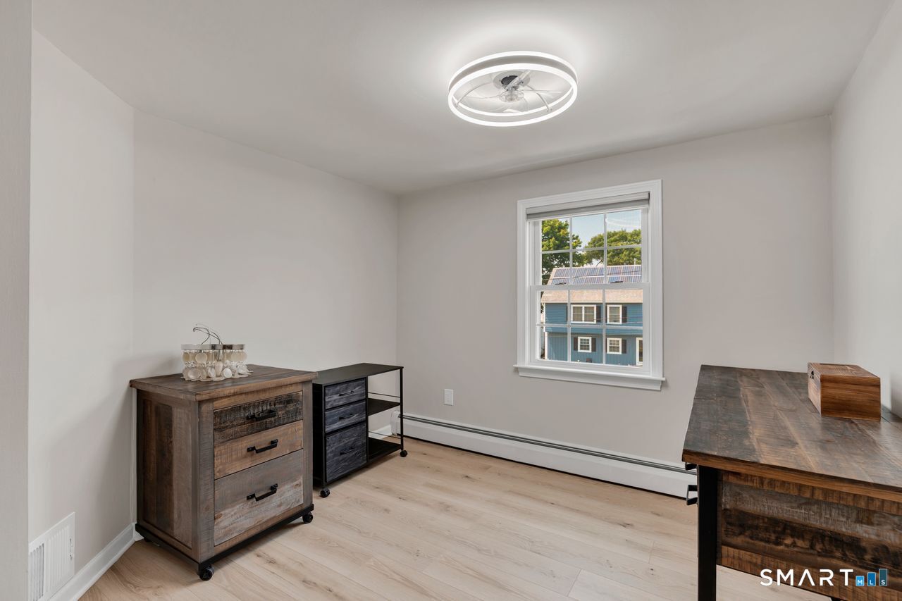 9 Phillip Street East Haven CT 06512