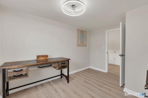 9 Phillip Street East Haven CT 06512