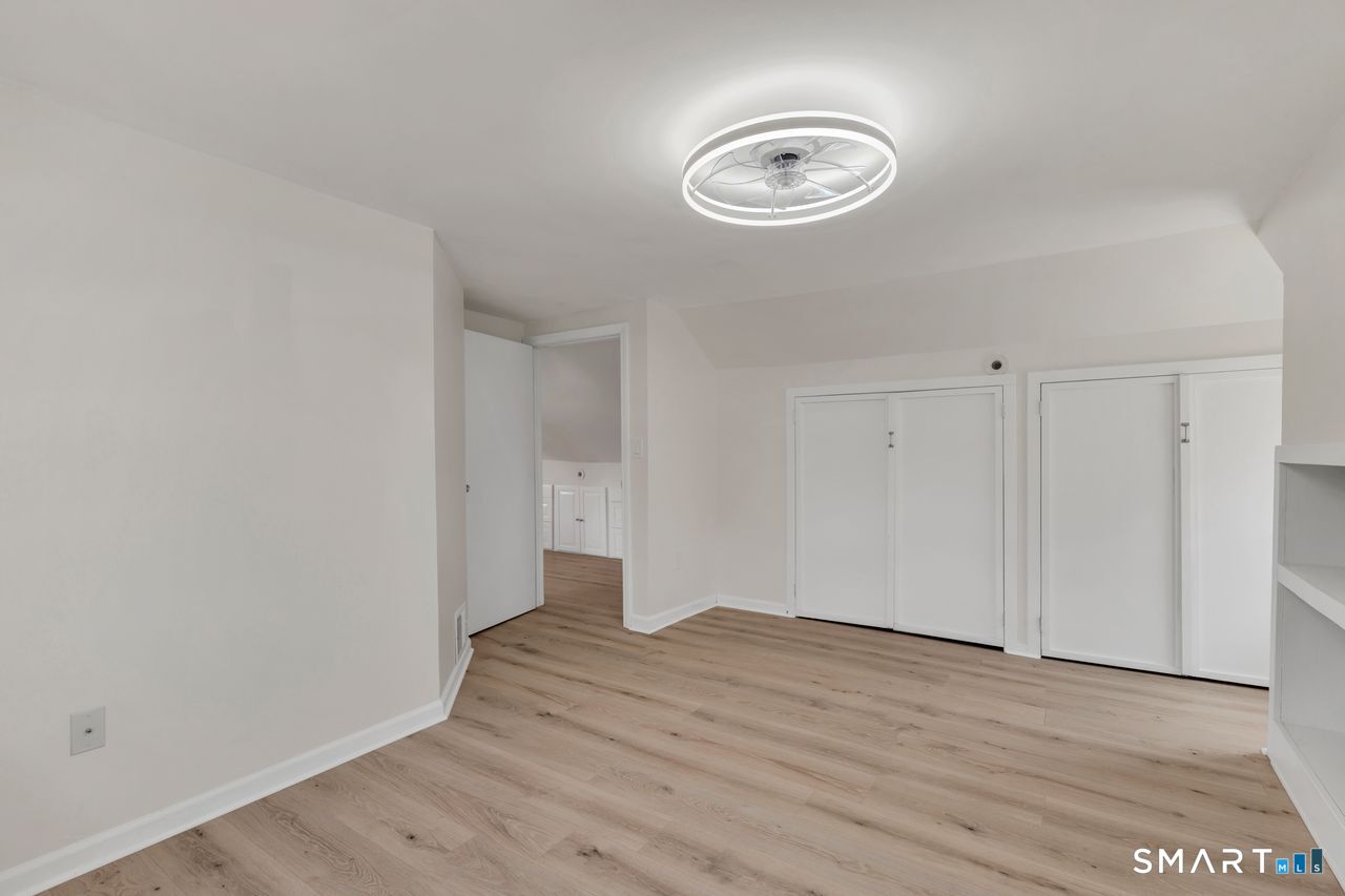 9 Phillip Street East Haven CT 06512