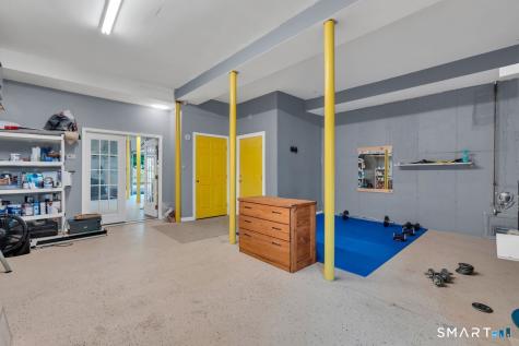 9 Phillip Street East Haven CT 06512