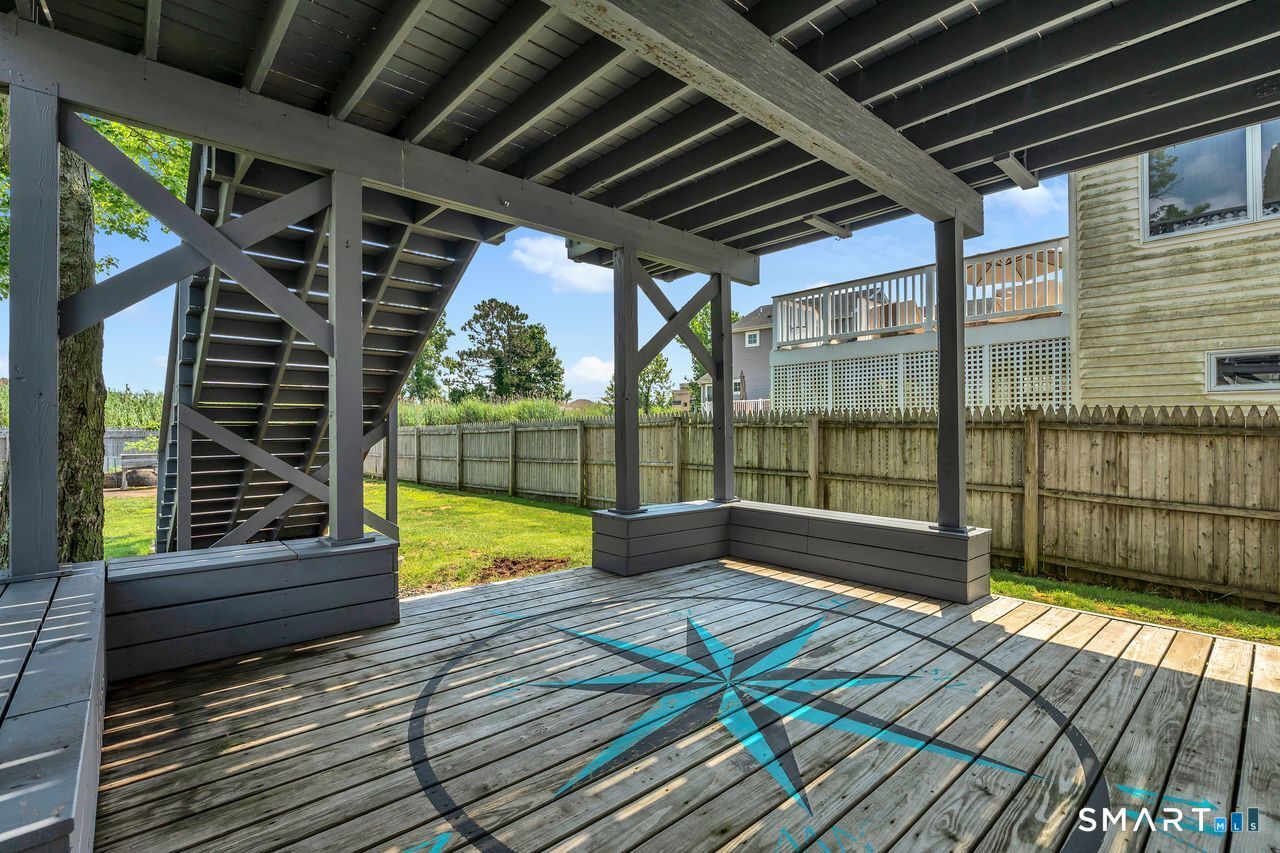 9 Phillip Street East Haven CT 06512