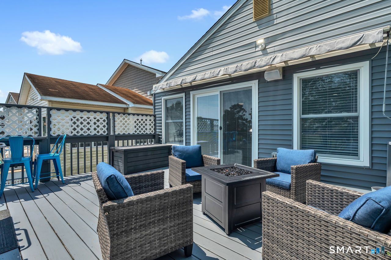 9 Phillip Street East Haven CT 06512