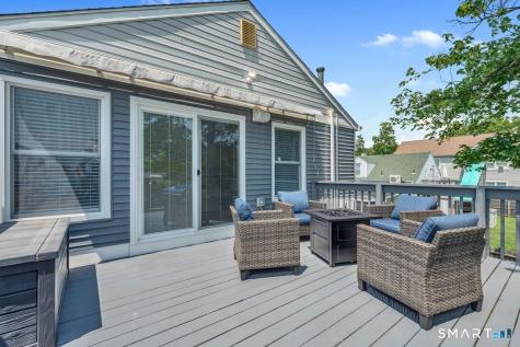 9 Phillip Street East Haven CT 06512