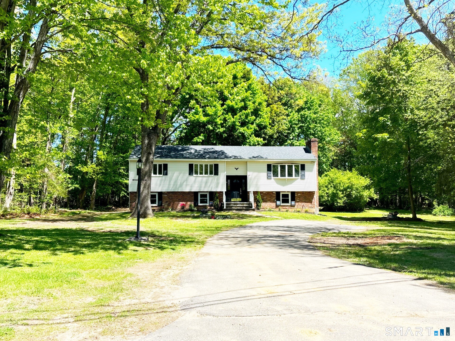 10 Laurel Lane Prospect CT 06712
