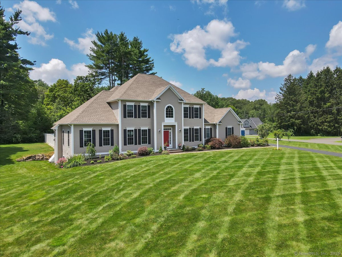 4 Aspenwood Avon CT 06001