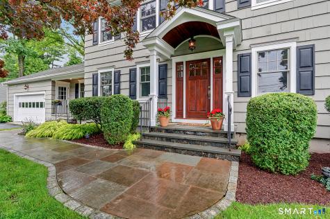 83 Lamplighter Lane Fairfield CT 06825