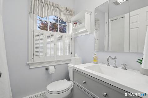83 Lamplighter Lane Fairfield CT 06825