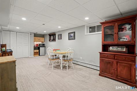 83 Lamplighter Lane Fairfield CT 06825