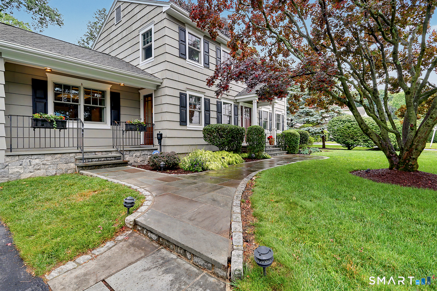 83 Lamplighter Lane Fairfield CT 06825