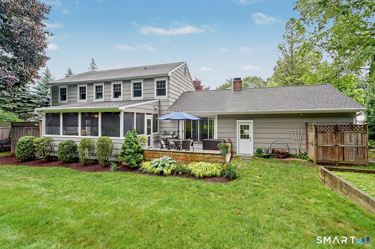 83 Lamplighter Lane Fairfield CT 06825