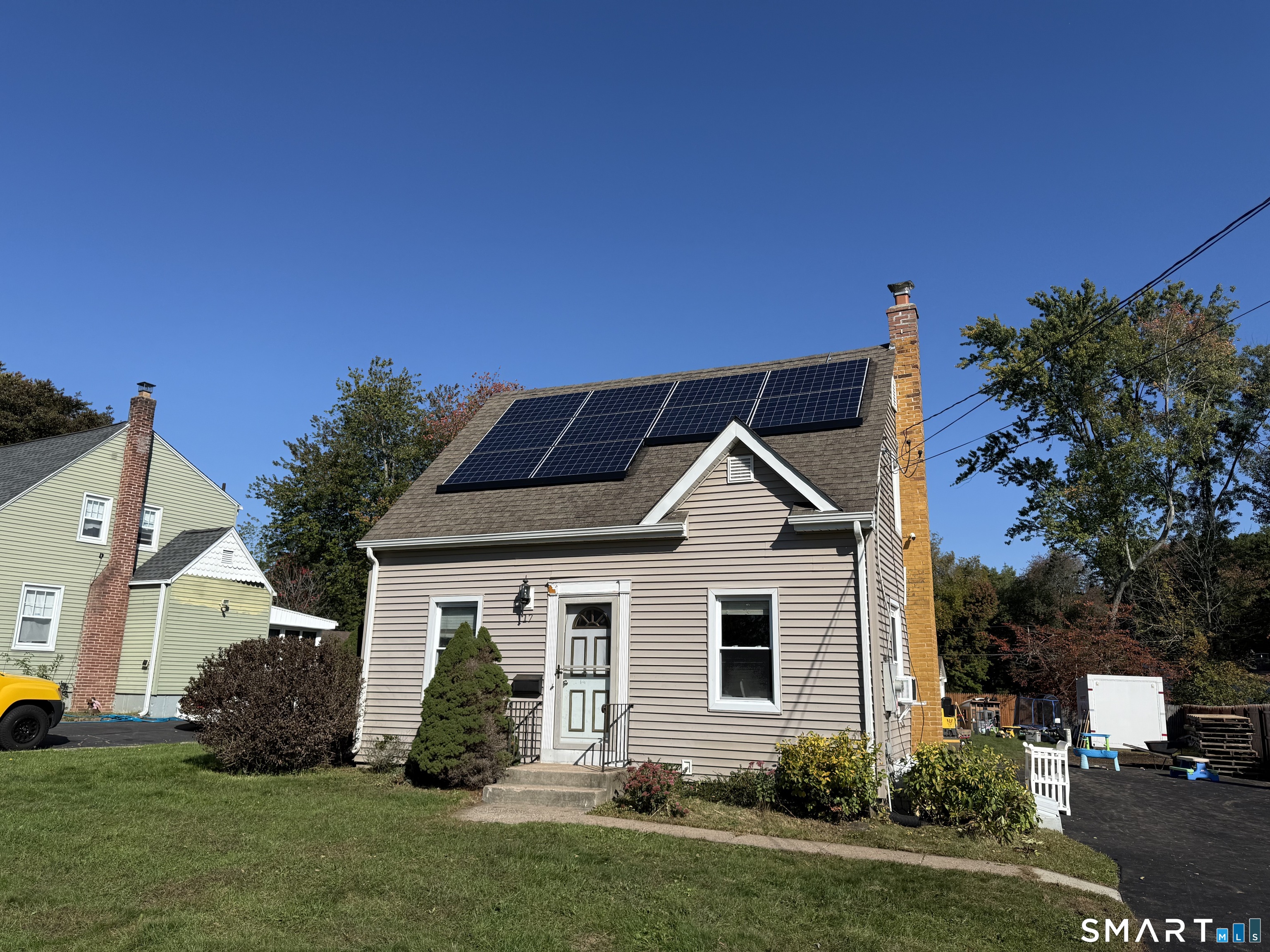 17 Pearl Street Windsor Locks CT 06096