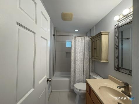 8 Edgemont Road Milford CT 06460
