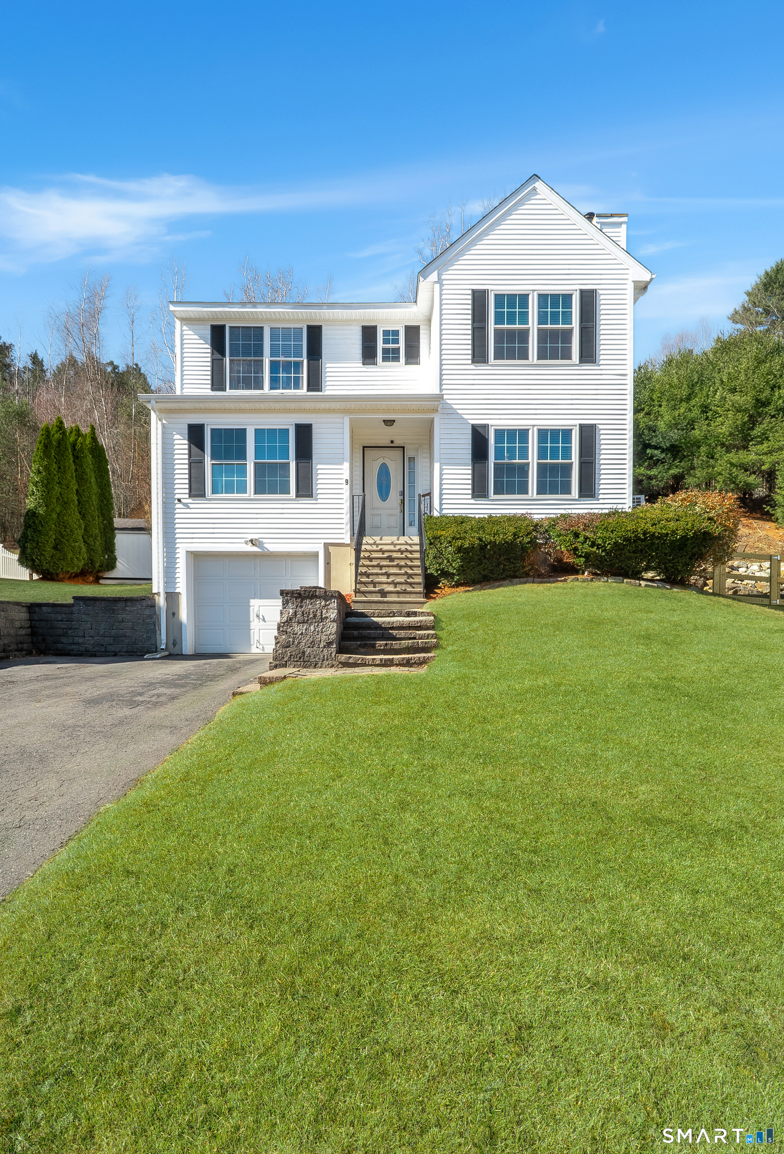 9 Ridge View Terrace New Hartford CT 06057